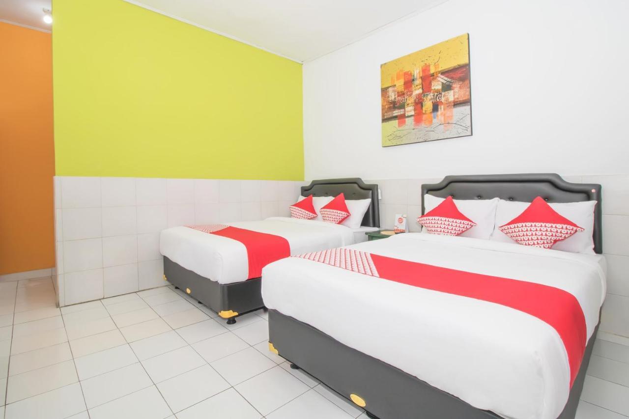 Oyo 2270 Hotel Taman Wirama Denpasar Kültér fotó