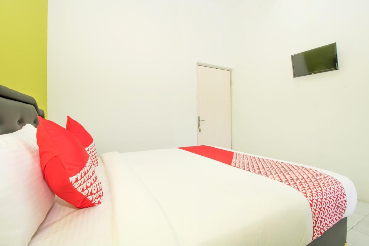 Oyo 2270 Hotel Taman Wirama Denpasar Kültér fotó